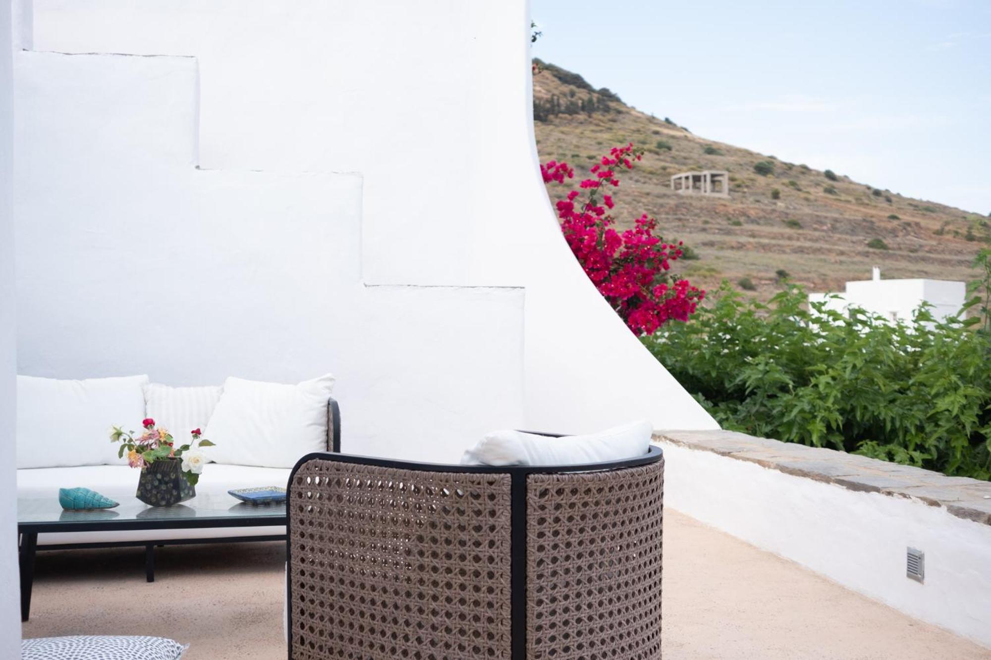 Morfia Villas Piso Livadi Room photo